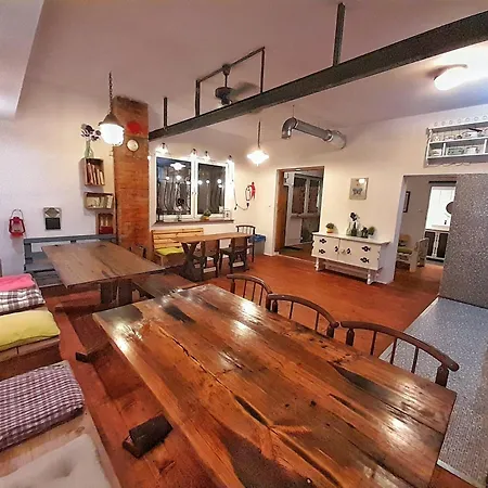 펜션 Party House And Garden